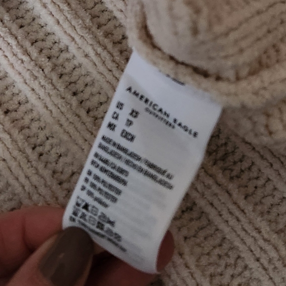 American Eagle mock neck cropped sweater size xs NWOT - Picture 5 of 6